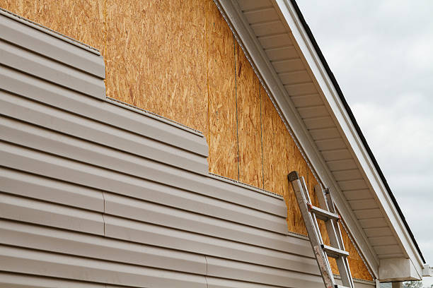 24/7 Emergency Vinyl Siding experts in Central City, PA